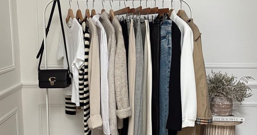 Capsule Wardrobe: How to Build a Stylish Closet with Fewer Clothes