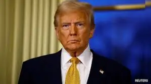 Trump Vows 100% Tariffs on Countries Abandoning US Dollar, Raising Economic and Geopolitical Stakes